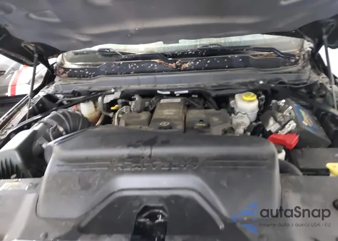 2019 Ram 2500 Big Horn 4X4 8' Box from USA, damaged, VIN 3C6UR5JL2KG689168